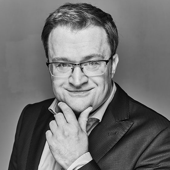 Volker Müller, Senior Vice President of Finance